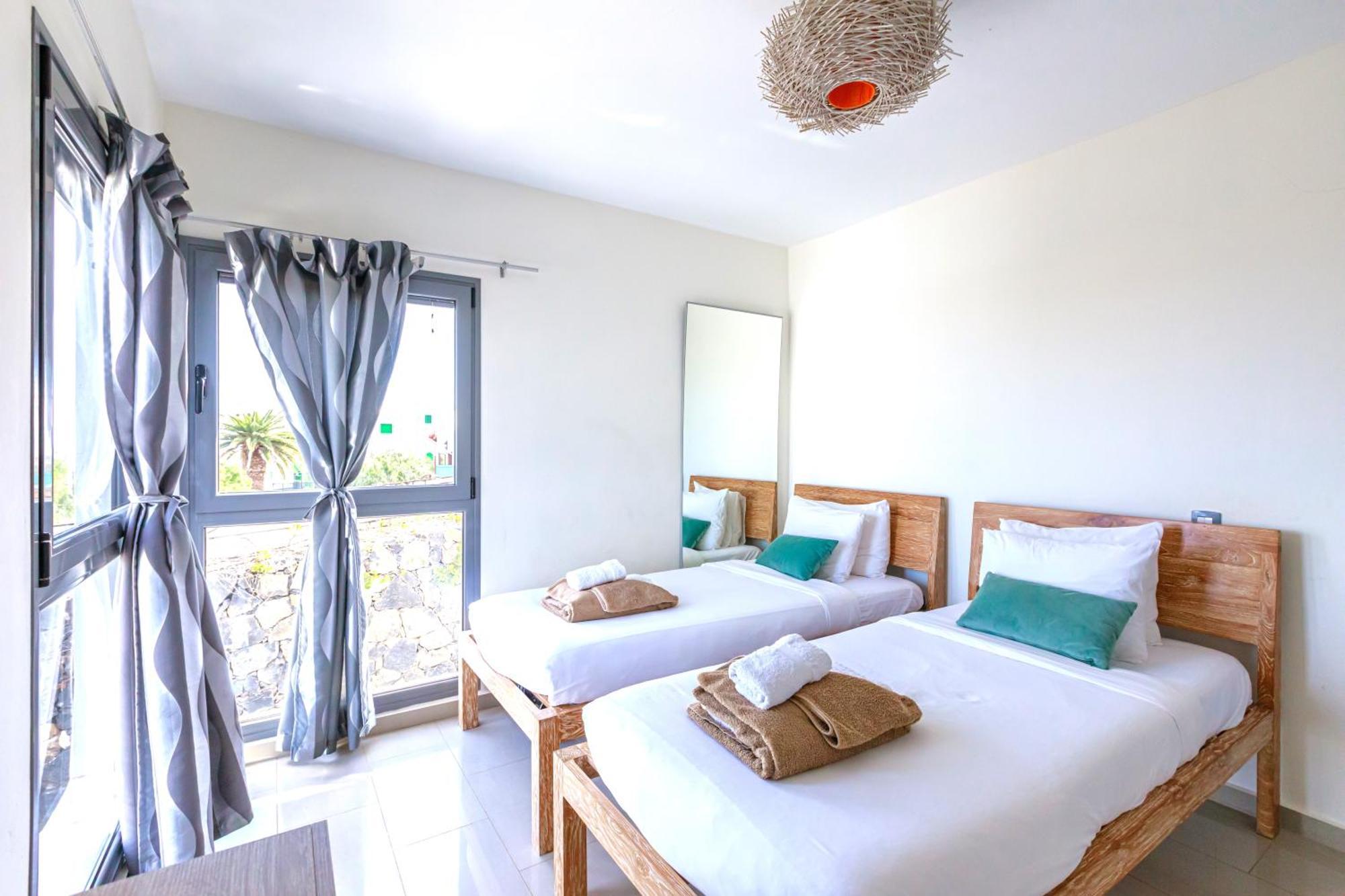 Luxus Villa Mit 5 Schlafzimmern, Heated Pool, Ps4, Fitnessraum Tabayesco Εξωτερικό φωτογραφία