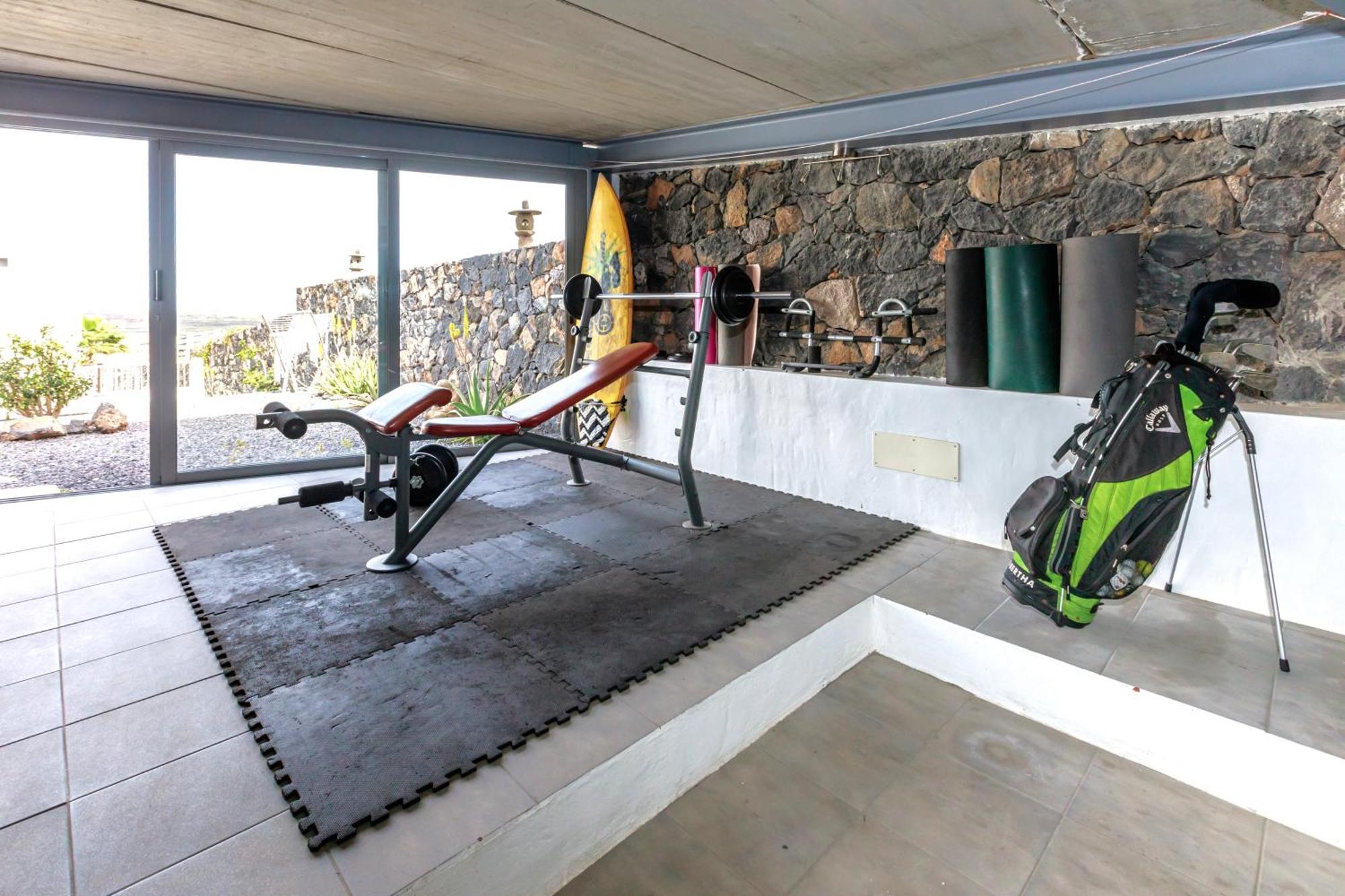 Luxus Villa Mit 5 Schlafzimmern, Heated Pool, Ps4, Fitnessraum Tabayesco Εξωτερικό φωτογραφία
