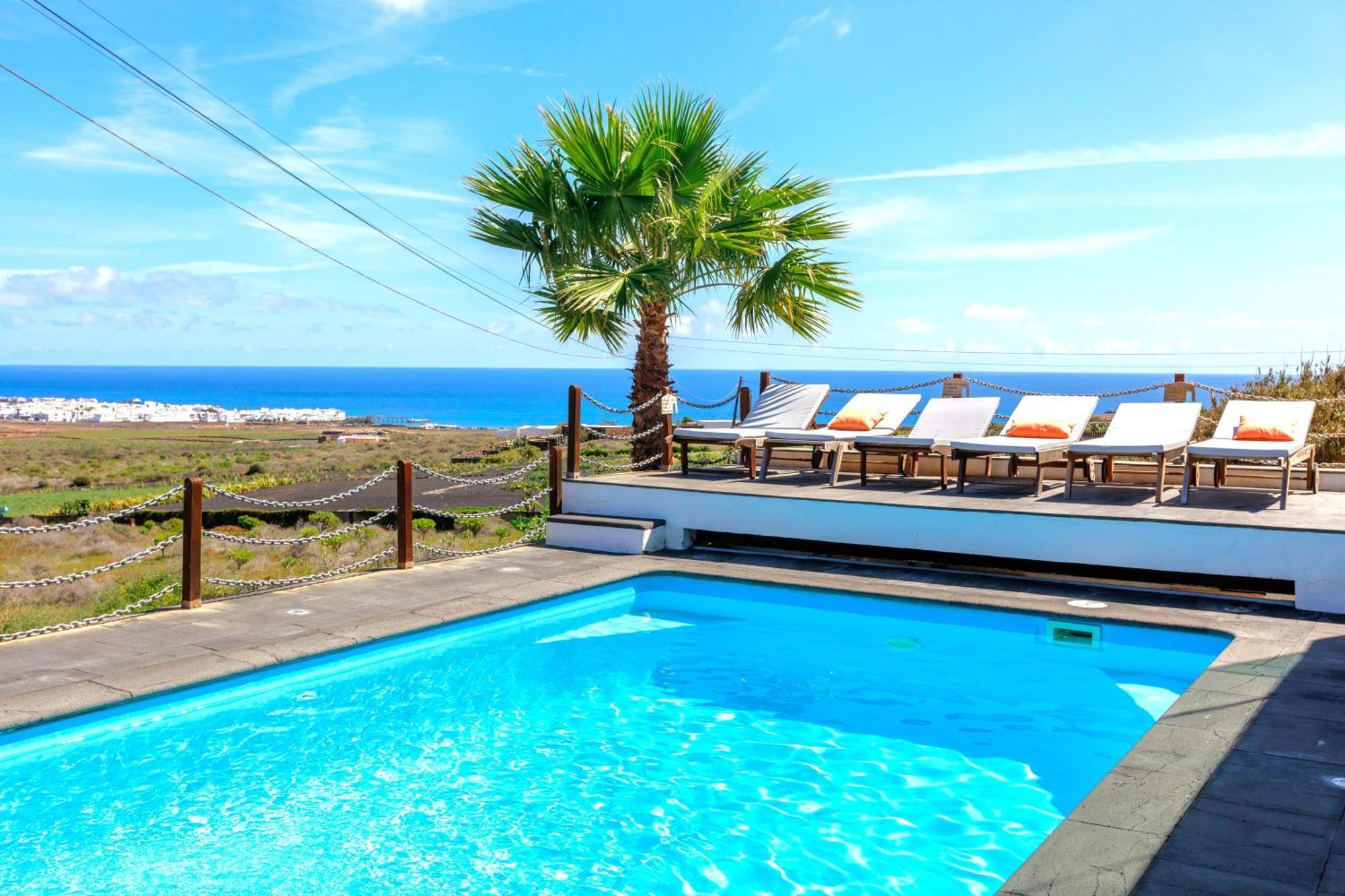 Luxus Villa Mit 5 Schlafzimmern, Heated Pool, Ps4, Fitnessraum Tabayesco Εξωτερικό φωτογραφία