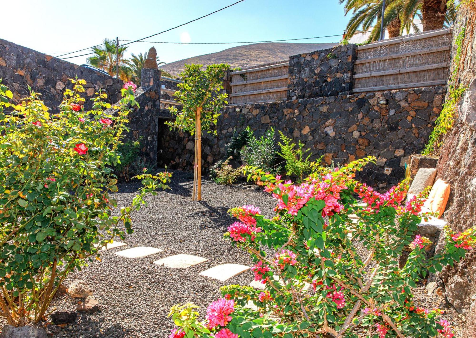 Luxus Villa Mit 5 Schlafzimmern, Heated Pool, Ps4, Fitnessraum Tabayesco Εξωτερικό φωτογραφία