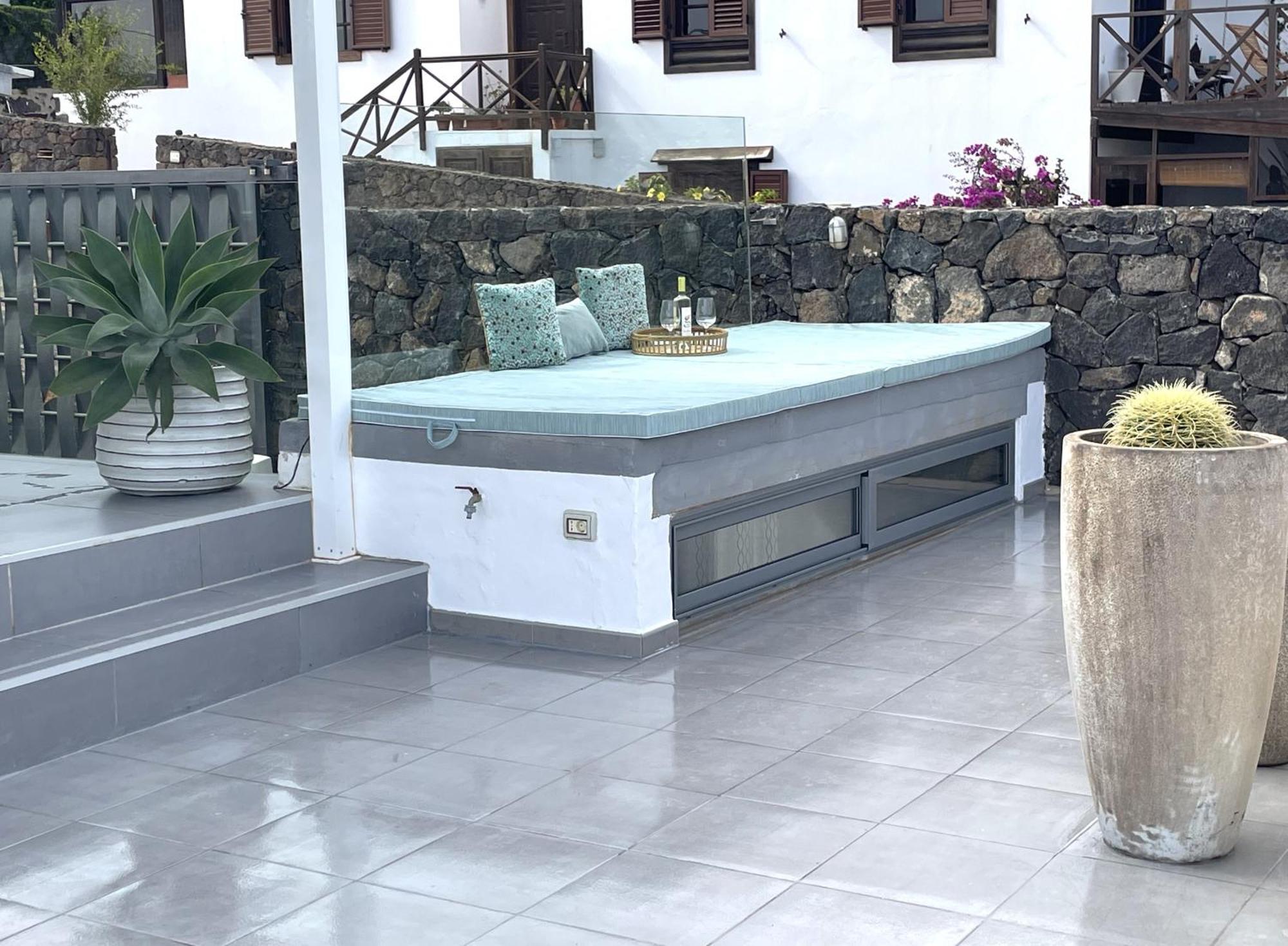 Luxus Villa Mit 5 Schlafzimmern, Heated Pool, Ps4, Fitnessraum Tabayesco Εξωτερικό φωτογραφία